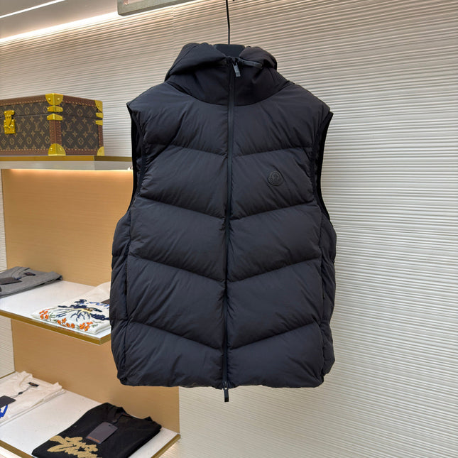 MONCLER DOWN VEST STYLE 318
