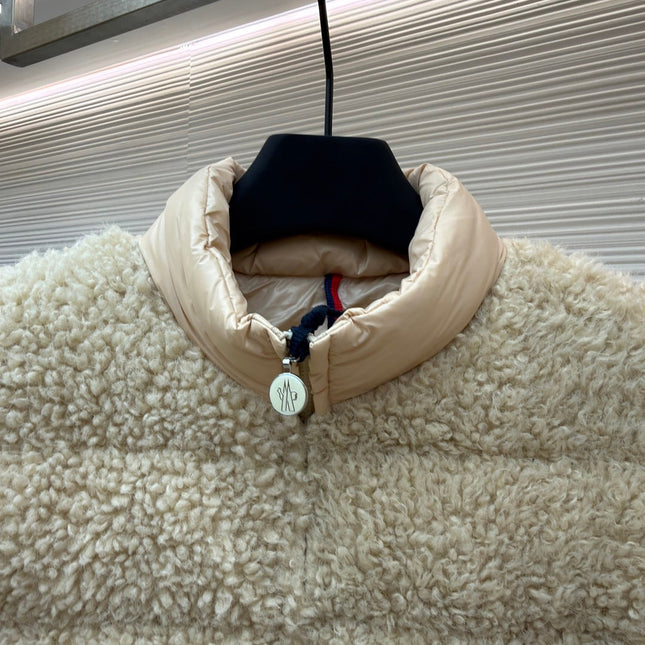 MONCLER WOOL GILET STYLE 157