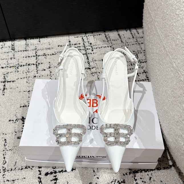 POINTED HIGH SLINGBACK IN WHITE PATENT CALFSKIN WITH CRYSTAL BUCKLE
