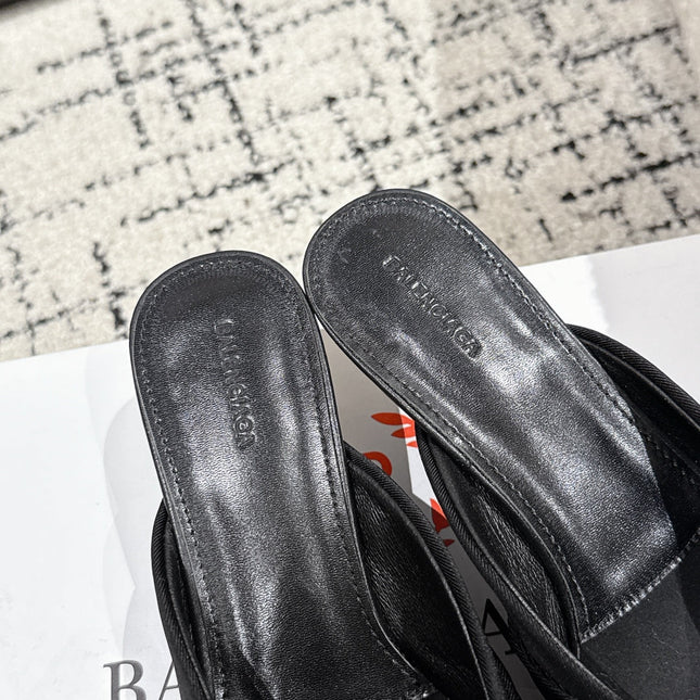 KNIFE LAVALIÈRE 45MM MULE IN BLACK NYLON JERSEY