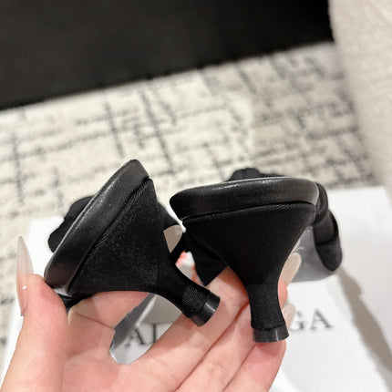 KNIFE LAVALIÈRE 45MM MULE IN BLACK NYLON JERSEY