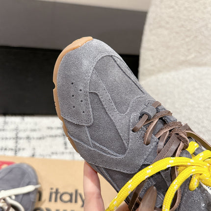 MM x NB SNEAKER IN GREY SUEDE