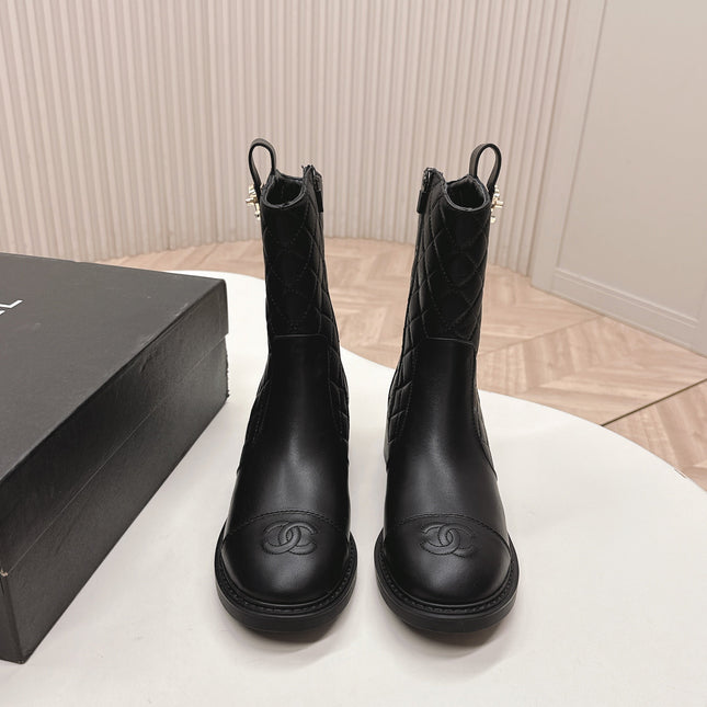 CHANEL ANKLE BOOTS 25S IN BLACK LAMBSKIN WITH GOLD HARDWARE
