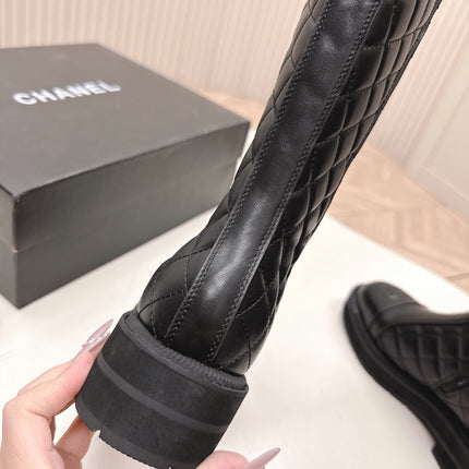 CHANEL KNEE-HIGH BOOTS 25S IN BLACK LAMBSKIN