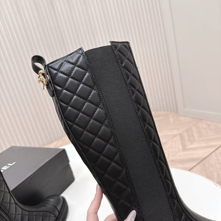 CHANEL KNEE-HIGH BOOTS 25S IN BLACK LAMBSKIN