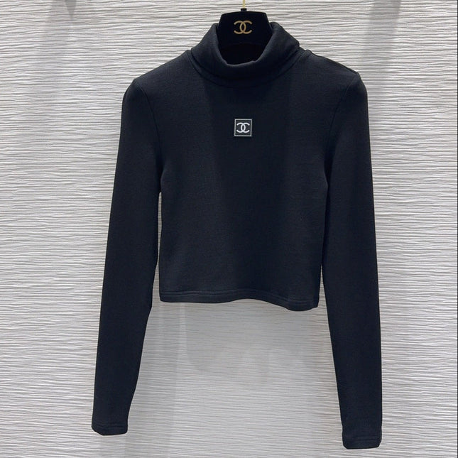 CHANEL 25S LONG-SLEEVE TURTLENECK T-SHIRT 413