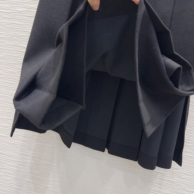 PRADA 25S LONG PLEATED SKIRT 211