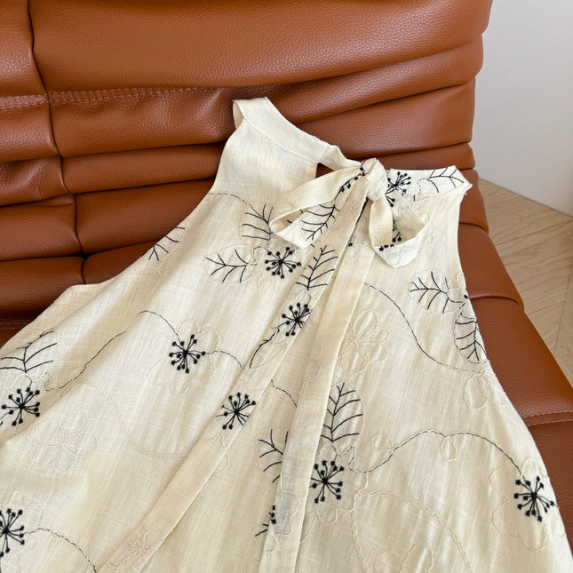 HALTER NECK TOP WITH LARGE FLORAL EMBROIDERY 265731