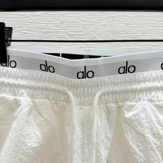 ALO STRAIGHT-LEG PANTS STYLE 84