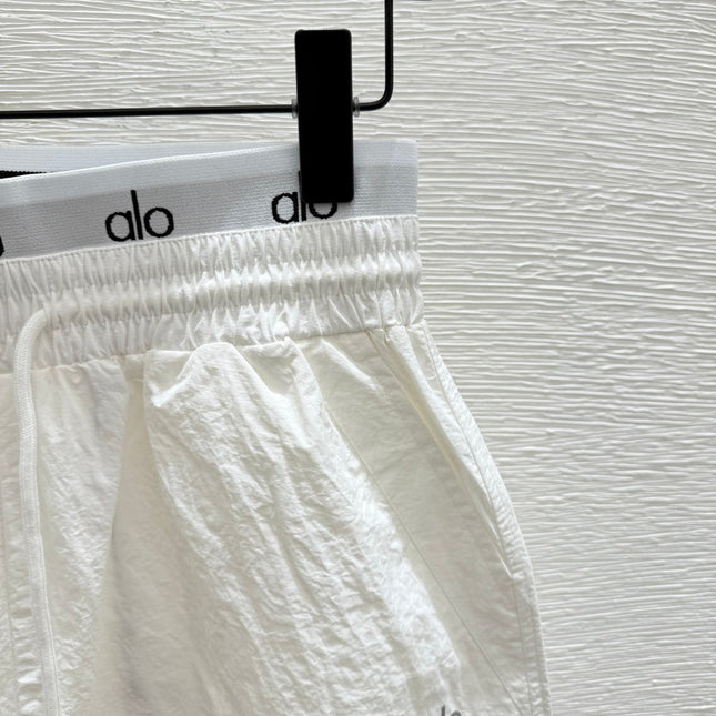 ALO STRAIGHT-LEG PANTS STYLE 84