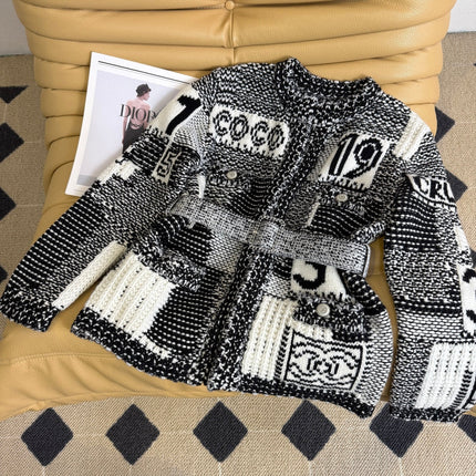 CHANEL 25S WOOL CARDIGAN 268