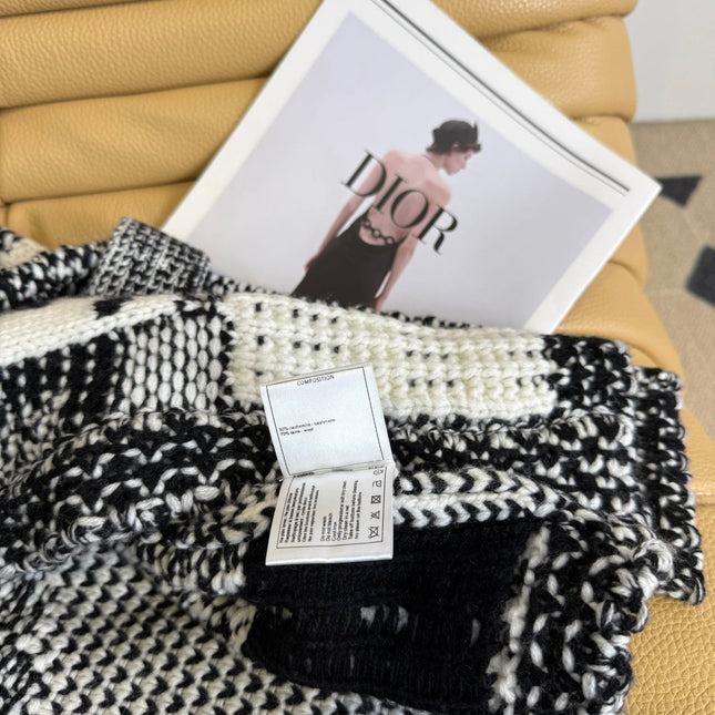 CHANEL 25S WOOL CARDIGAN 268