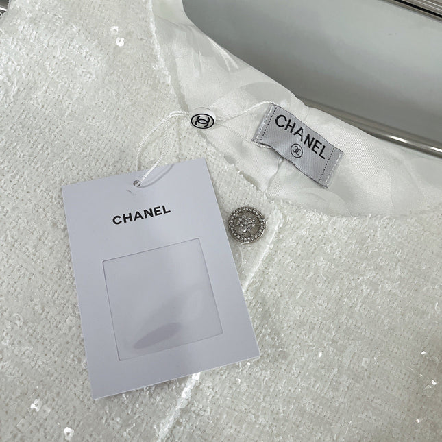 SEQUIN EMBELLISHED BLAZER IN WHITE 265872