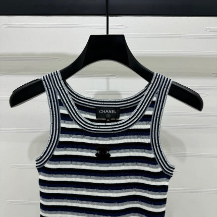 CHANEL SLEEVELESS TOP 269480
