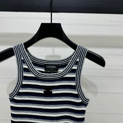 CHANEL SLEEVELESS TOP 269480