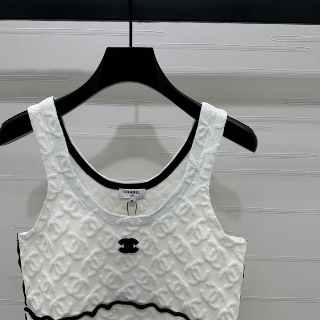 CHANEL SOFT U-NECK KNIT TOP IN BLACK AND WHITE