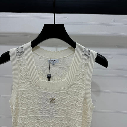 CHANEL 25S HOLLOW KNIT VEST 264154
