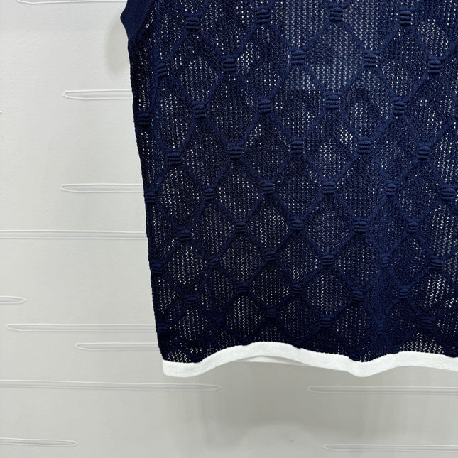 CHANEL SLEEVELESS TOP 264031