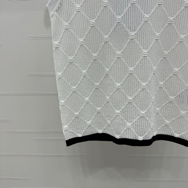 CHANEL SLEEVELESS TOP 269432