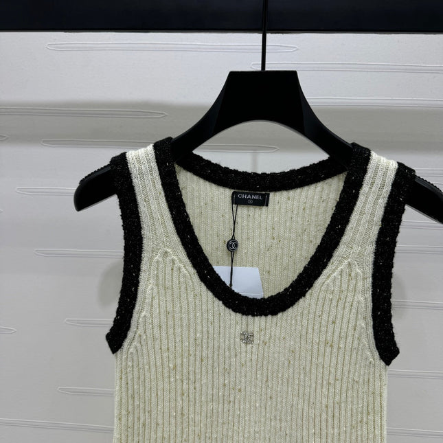 CHANEL ROUND-NECK SEQUIN KNIT VEST 274864