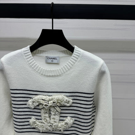 CHANEL CREW NECK LONG-SLEEVE KNIT SWEATER 274953