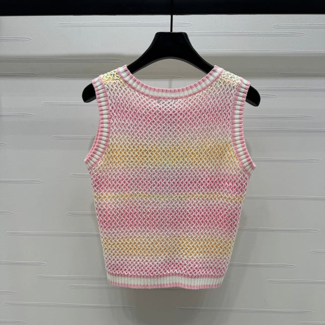 CHANEL KNITTED BUTTONED SLEEVELESS VEST 274921
