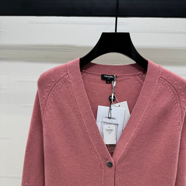 CHANEL HEAVY KNIT CARDIGAN WITH EMBELLISHED FLORAL DETAILS 274876