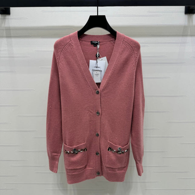 CHANEL HEAVY KNIT CARDIGAN WITH EMBELLISHED FLORAL DETAILS 274876