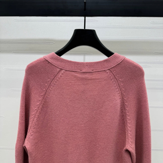 CHANEL HEAVY KNIT CARDIGAN WITH EMBELLISHED FLORAL DETAILS 274876