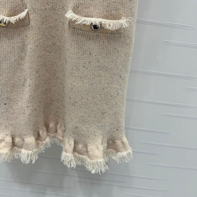 CHANEL SHORT-SLEEVE KNIT DRESS WITH RUFFLED TRIMS 274885