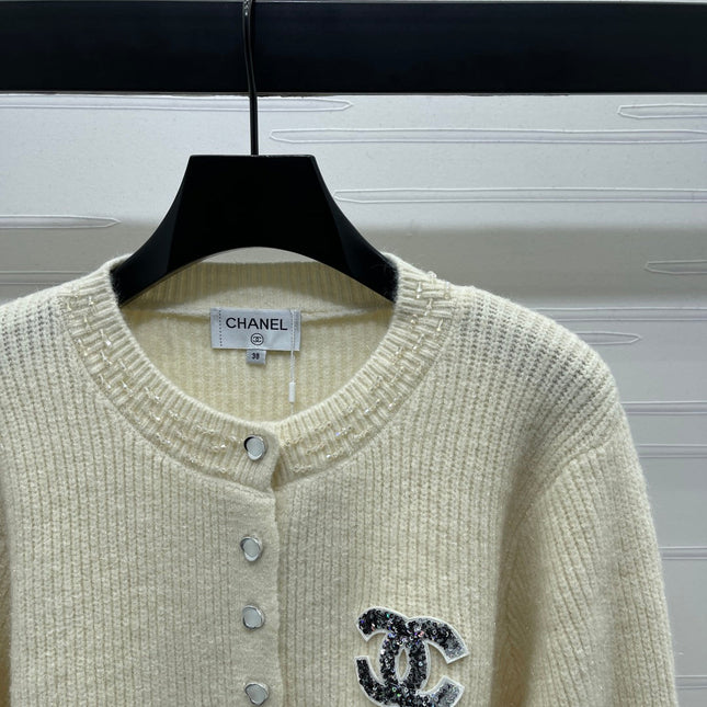 CHANEL 25S CARDIGAN STYLE 204
