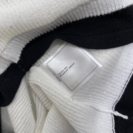 CHANEL 25S SWEATER STYLE 208