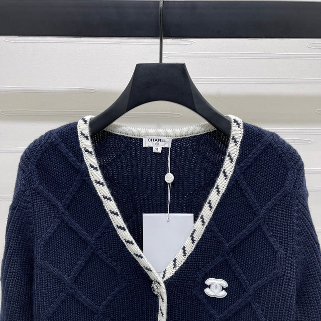 CHANEL 25S CARDIGAN STYLE 199