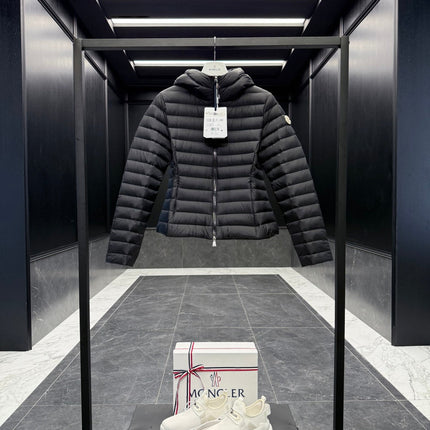 MONCLER 25S JACKET IN BLACK 018
