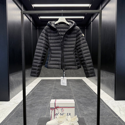 MONCLER 25S JACKET IN BLACK 018