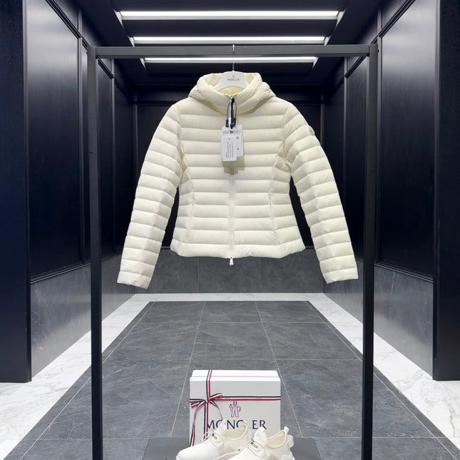 MONCLER 25S JACKET IN WHITE 019