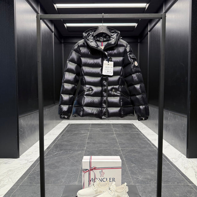 MONCLER 25S JACKET IN BLACK 016