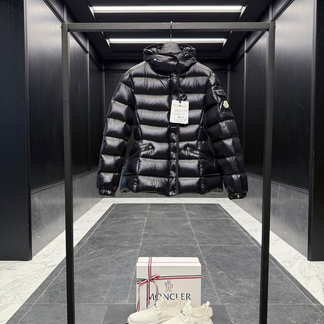 MONCLER 25S JACKET IN BLACK 016