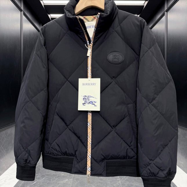 BURBERRY 25S DOWN JACKET 578706