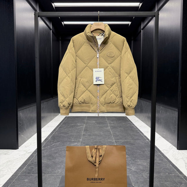 BURBERRY 25S DOWN JACKET 578713