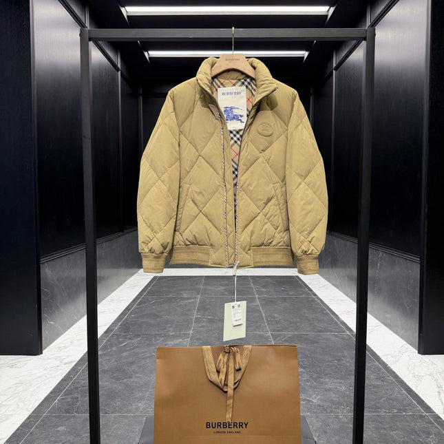 BURBERRY 25S DOWN JACKET 578713