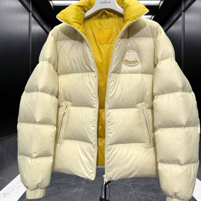 MONCLER 25S SHORT DOWN JACKET 215