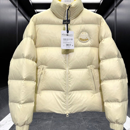 MONCLER 25S SHORT DOWN JACKET 215