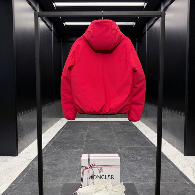 MONCLER 25S SHORT HOODED DOWN JACKET 248