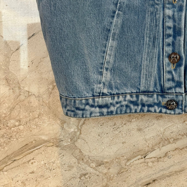 CHANEL 25S SLEEVELESS DENIM VEST 391