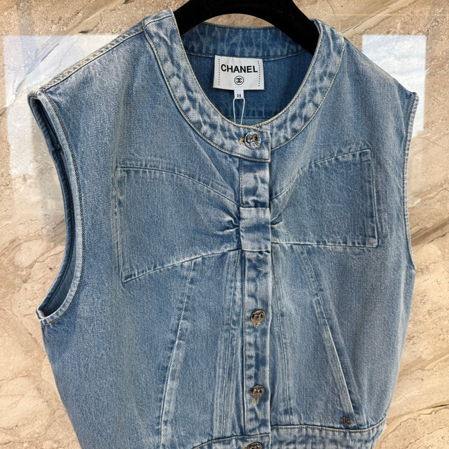 CHANEL 25S SLEEVELESS DENIM VEST 391