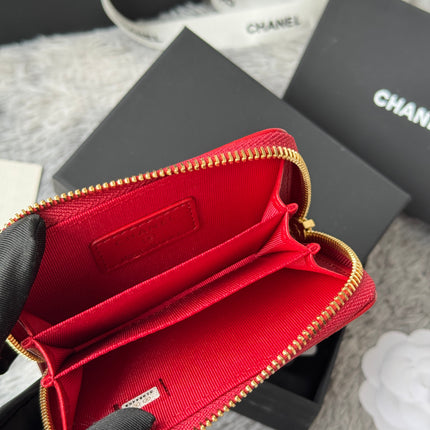 CC ZIPPED CARD HOLDER 11 IN RED LAMBSKIN GOLD-TONE METALLIC