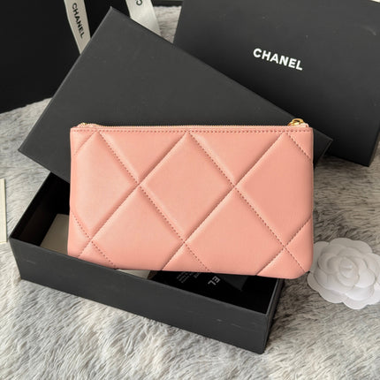 CLASSIC ZIPPER POUCH 20 IN TONYS PINK SMOOTH LAMBSKIN GOLD-TONE HARDWARE