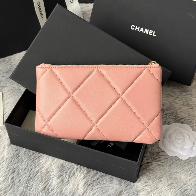 CLASSIC ZIPPER POUCH 20 IN TONYS PINK SMOOTH LAMBSKIN GOLD-TONE HARDWARE