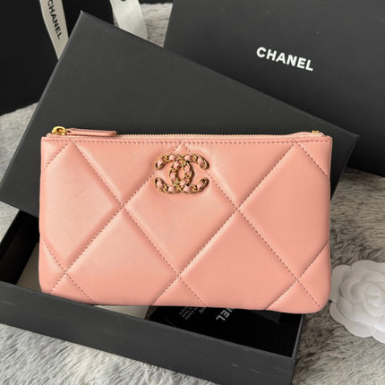 CLASSIC ZIPPER POUCH 20 IN TONYS PINK SMOOTH LAMBSKIN GOLD-TONE HARDWARE